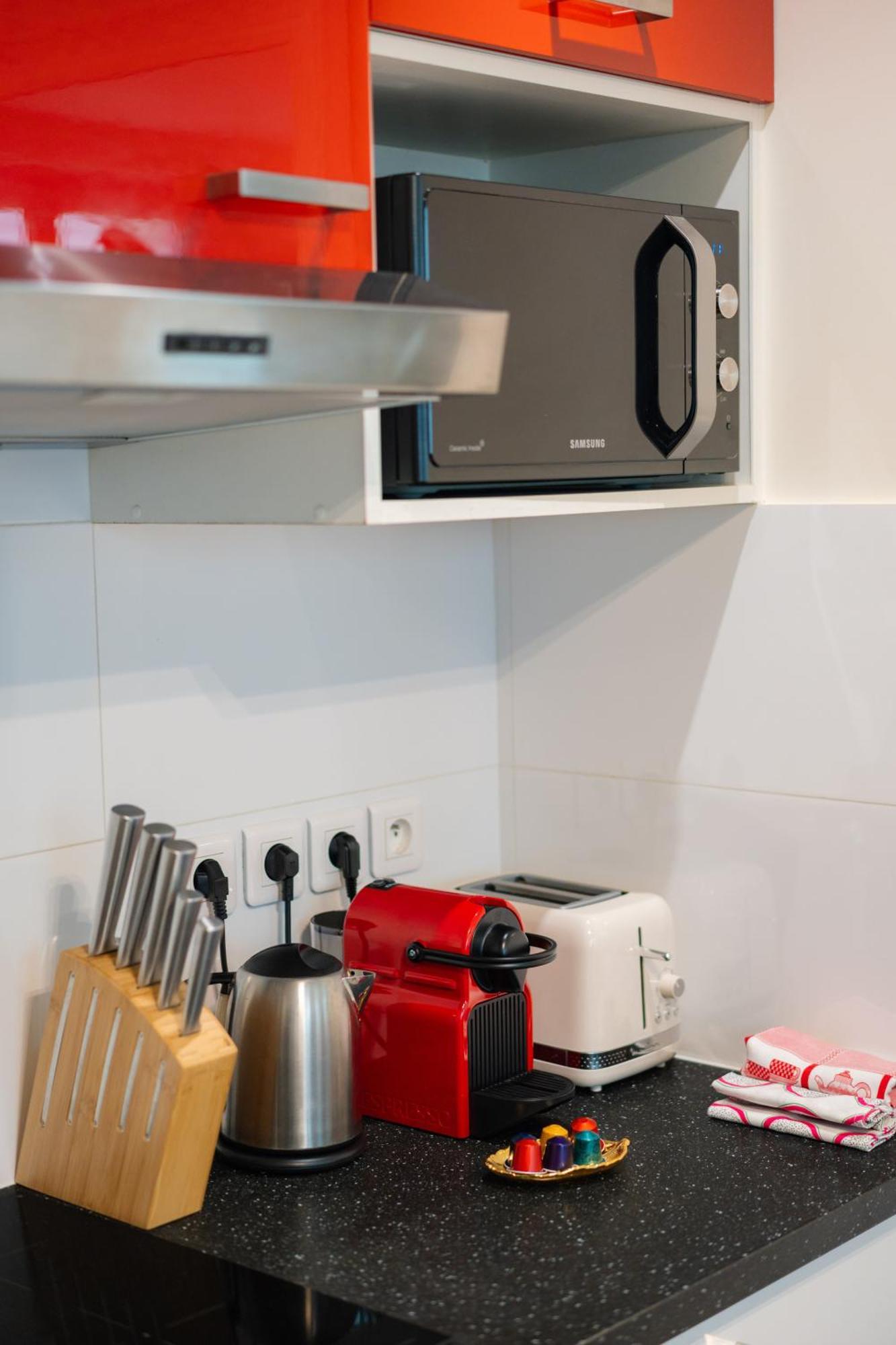 Stunning Modern Red Near Bastille-marais Appartamento *